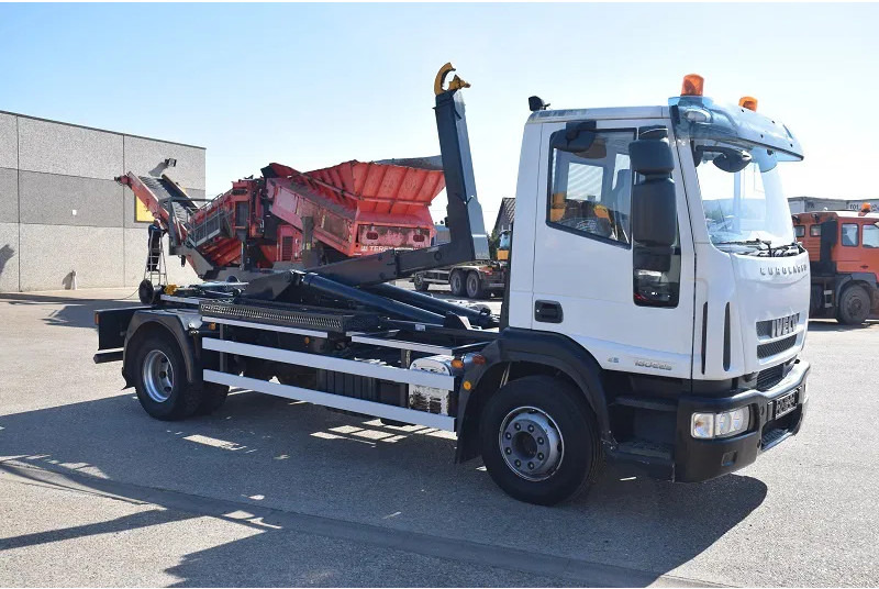 Iveco Iveco Eurocargo 160E25 - Camión multibasculante: foto 5 Iveco Iveco Eurocargo 160E25 - Camión multibasculante: foto 5