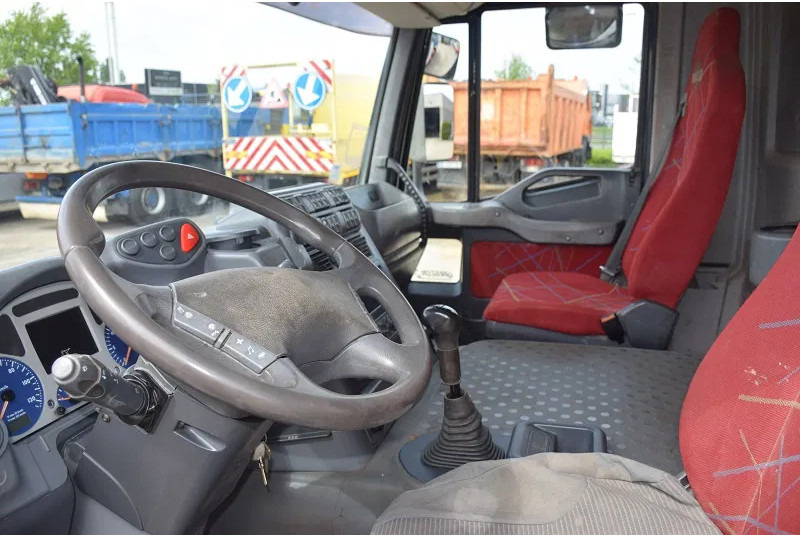 Iveco Stralis 270 - Camión volquete: foto 5 Iveco Stralis 270 - Camión volquete: foto 5