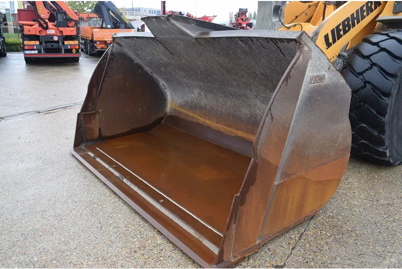 Liebherr Liebherr L576 X power -stock id93 - Cargadora de ruedas: foto 4 Liebherr Liebherr L576 X power -stock id93 - Cargadora de ruedas: foto 4