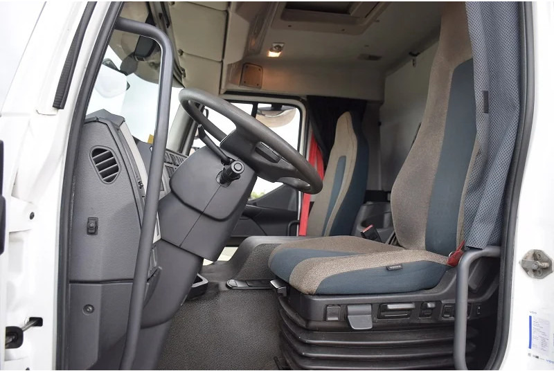 Camión multibasculante Volvo FE 320: foto 10