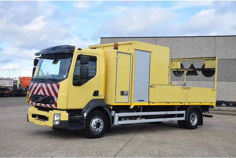 Volvo FL 250 - Camión caja abierta: foto 3 Volvo FL 250 - Camión caja abierta: foto 3