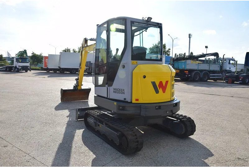 WACKER NEUSON Neuson Wacker 4 TON EZ36 -stock id104 - Miniexcavadora: foto 3 WACKER NEUSON Neuson Wacker 4 TON EZ36 -stock id104 - Miniexcavadora: foto 3