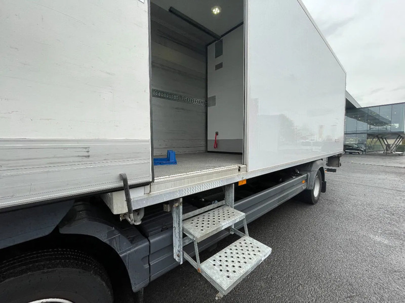 Leasing de Mercedes-Benz Atego 1221 *Cruise control*Bluetooth*Elektrisch verstelbare en verwarmde spiegels Mercedes-Benz Atego 1221 *Cruise control*Bluetooth*Elektrisch verstelbare en verwarmde spiegels: foto 13