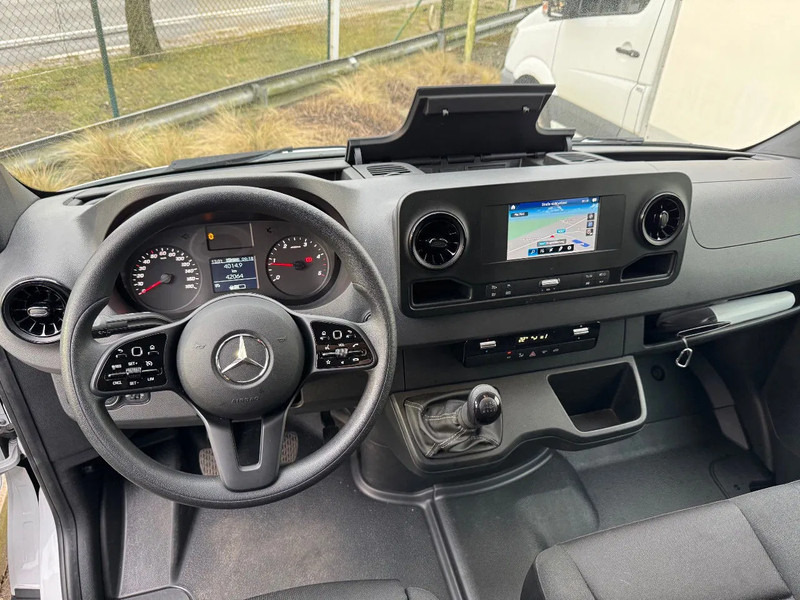 Mercedes-Benz Sprinter 315 L3H2*360°Camera*parktronic*cruise control*zetelverwarming* - Furgón: foto 5 Mercedes-Benz Sprinter 315 L3H2*360°Camera*parktronic*cruise control*zetelverwarming* - Furgón: foto 5