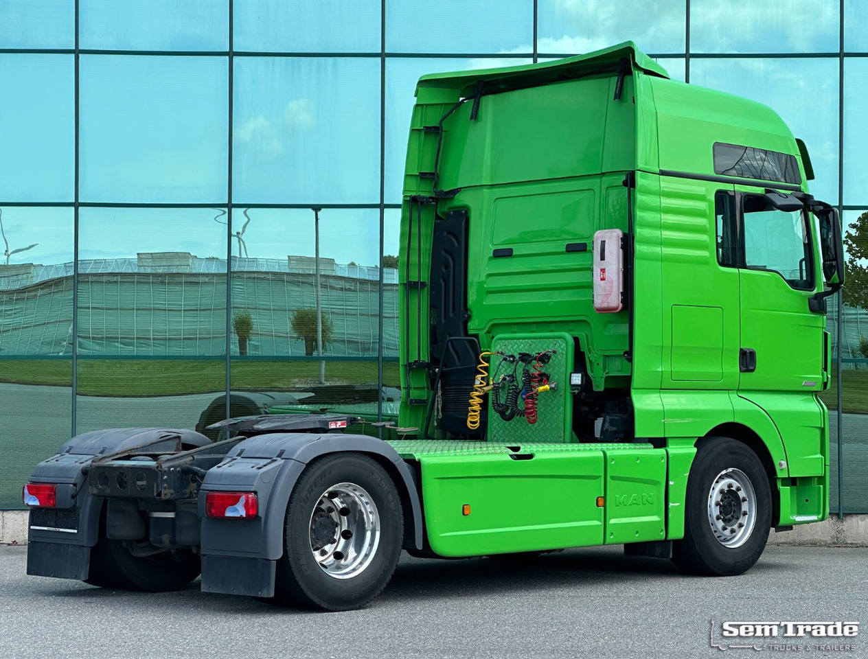 MAN TGX 18.460 Euro 6 Only 697.000 KM 2X Tanks TOP Condition BE-Truck - Cabeza tractora: foto 4 MAN TGX 18.460 Euro 6 Only 697.000 KM 2X Tanks TOP Condition BE-Truck - Cabeza tractora: foto 4