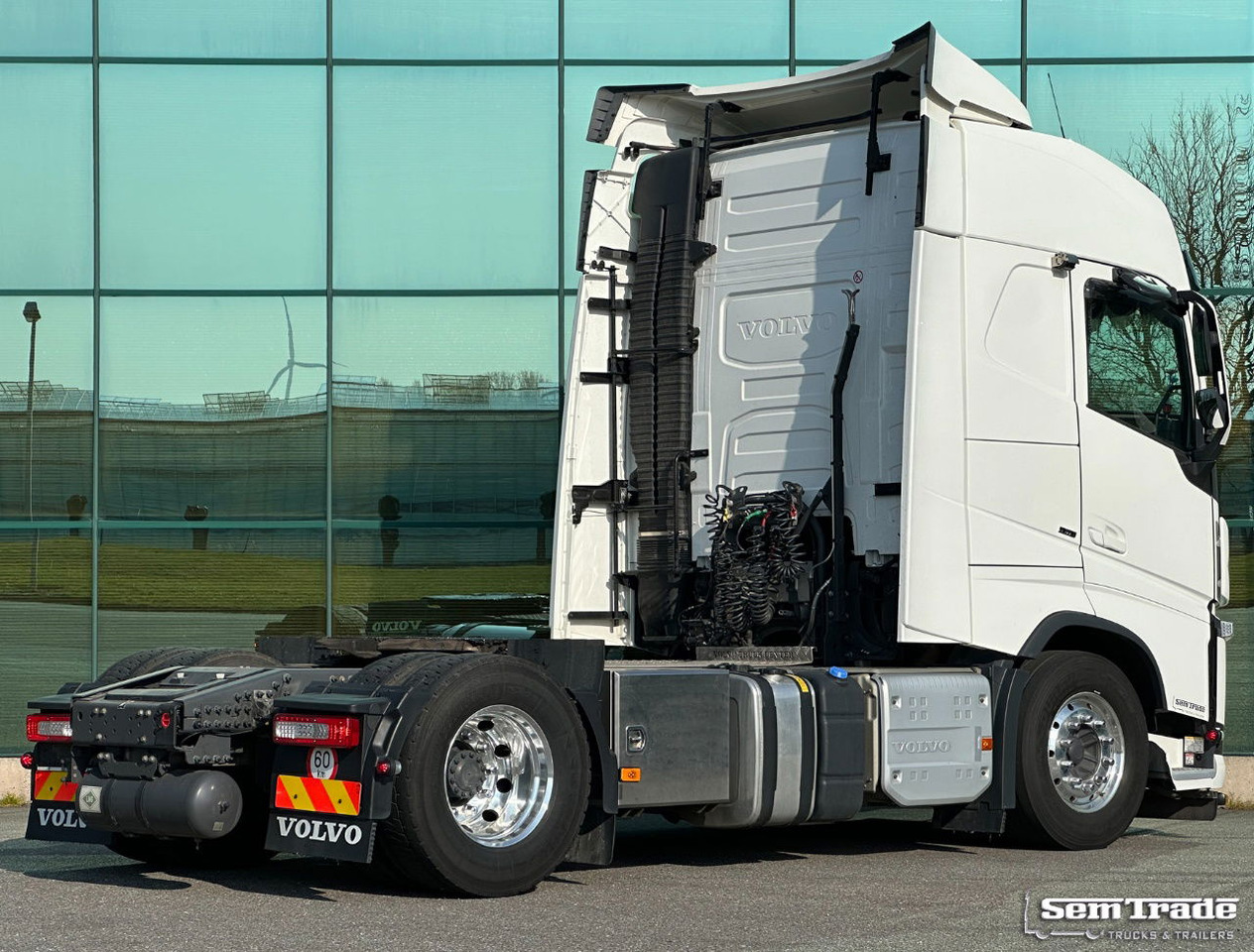 Volvo FH 13.460 Full AIR I-Park Cool Super Condition Belgium-Truck - Cabeza tractora: foto 4 Volvo FH 13.460 Full AIR I-Park Cool Super Condition Belgium-Truck - Cabeza tractora: foto 4
