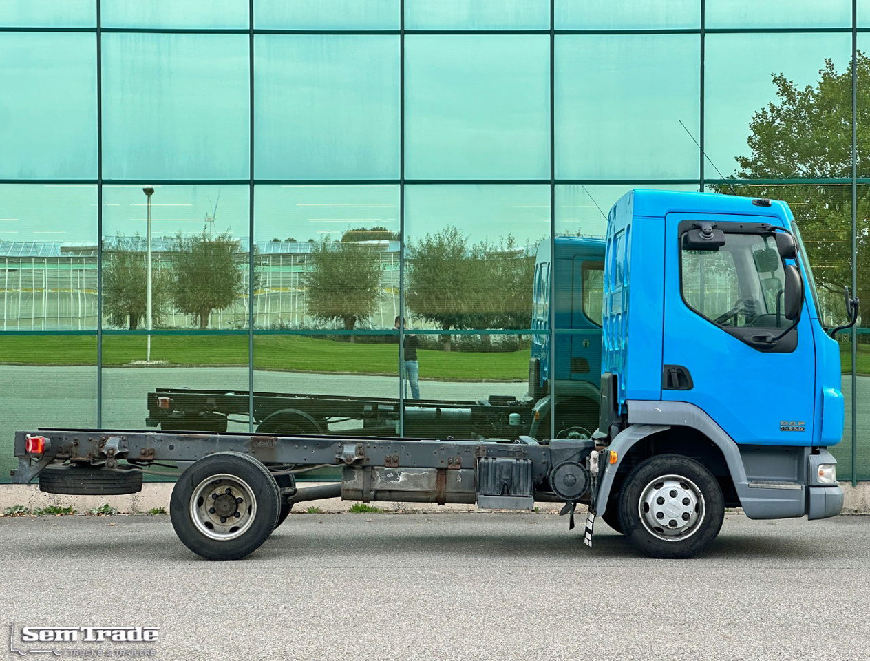 DAF LF 45.130 Euro 3 Manual Gearbox Holland-Truck - Camión chasis: foto 5 DAF LF 45.130 Euro 3 Manual Gearbox Holland-Truck - Camión chasis: foto 5