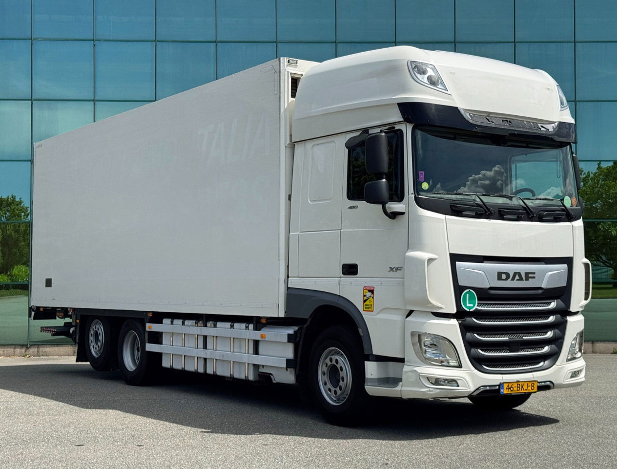DAF XF 480 FAR SSC 6X2 Carrier TRS Iceland Lift 815 x 250 x 274 CM Inside TOP Co - Camión frigorífico: foto 5 DAF XF 480 FAR SSC 6X2 Carrier TRS Iceland Lift 815 x 250 x 274 CM Inside TOP Co - Camión frigorífico: foto 5