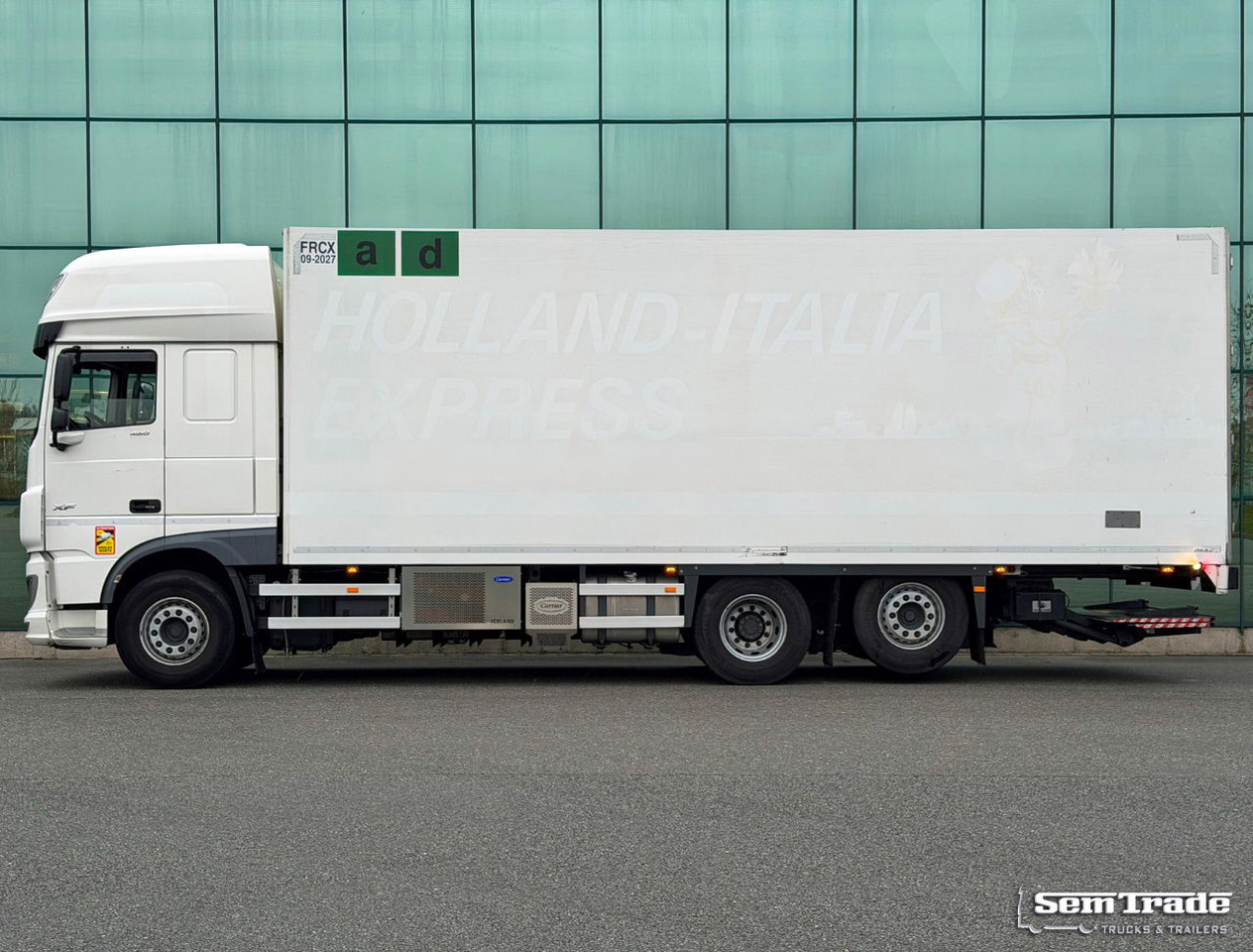 DAF XF 480 FAR SSC Isolated BOX 810x250x275 CM Inside TRS Cooling Tail Lift TOP Condition NL-Truck - Camión frigorífico: foto 2 DAF XF 480 FAR SSC Isolated BOX 810x250x275 CM Inside TRS Cooling Tail Lift TOP Condition NL-Truck - Camión frigorífico: foto 2