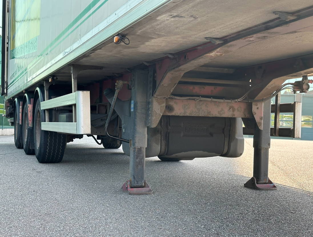 Semirremolque frigorífico Renders Chereau Carrier Maxima 1300 Steering Axle Tail Lift Belgium Trailer: foto 13