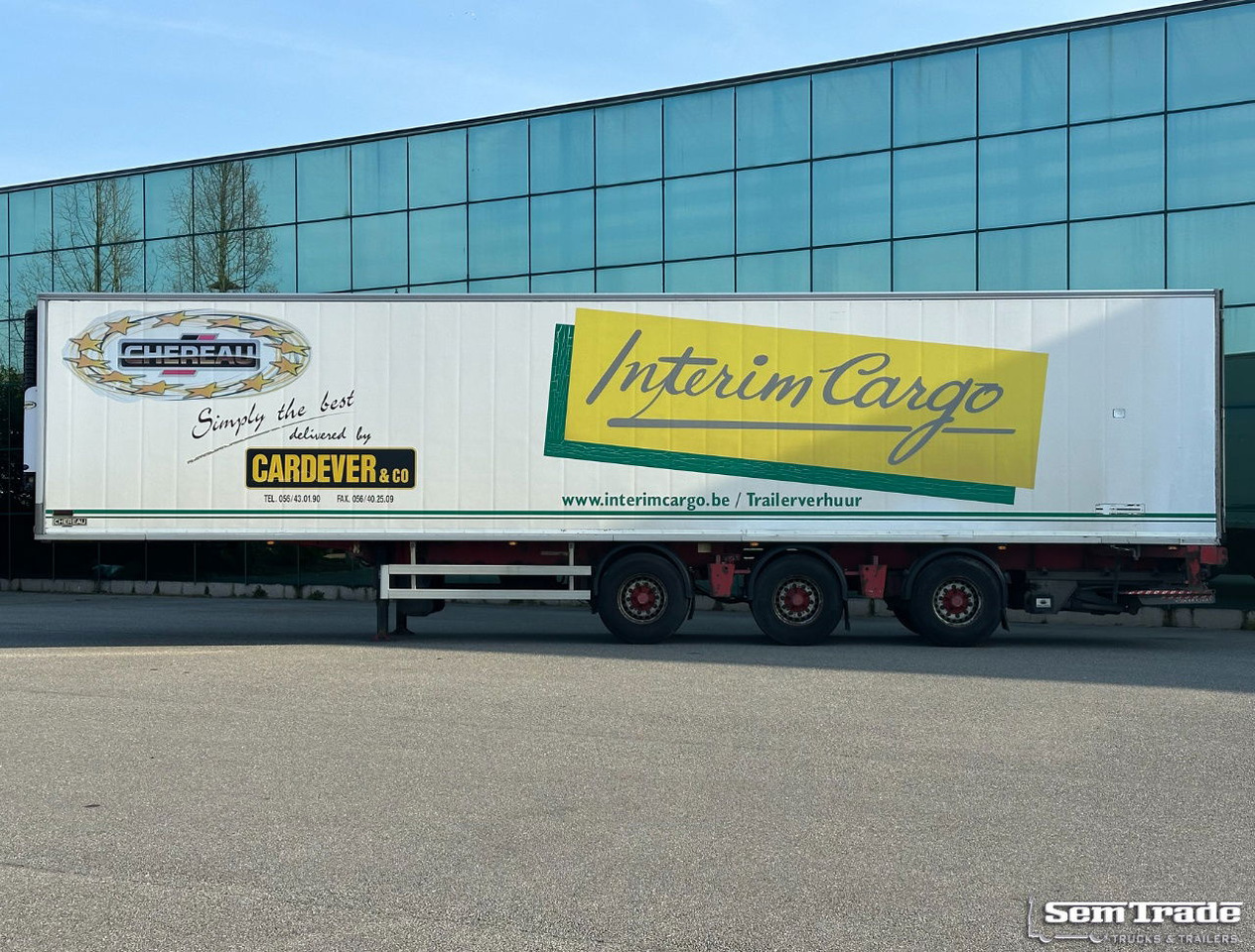 Renders Chereau Carrier Maxima 1300 Steering Axle Tail Lift Belgium Trailer - Semirremolque frigorífico: foto 2 Renders Chereau Carrier Maxima 1300 Steering Axle Tail Lift Belgium Trailer - Semirremolque frigorífico: foto 2
