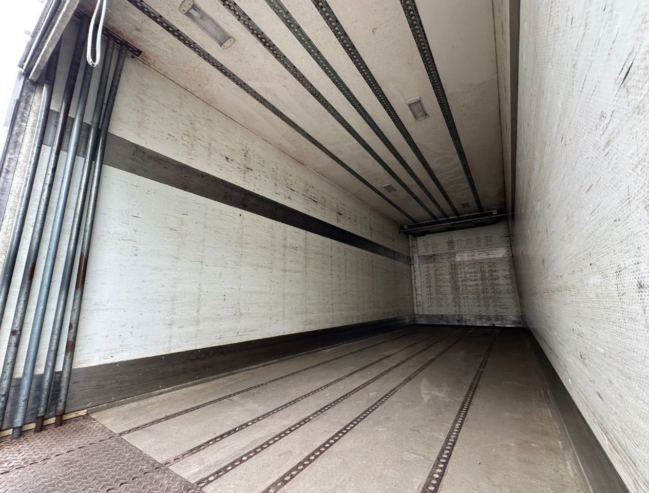 Camión frigorífico Scania R450 Retarder TRS Cooling Heiwo Isolated Boxes Tail Lift NL-Combi: foto 10