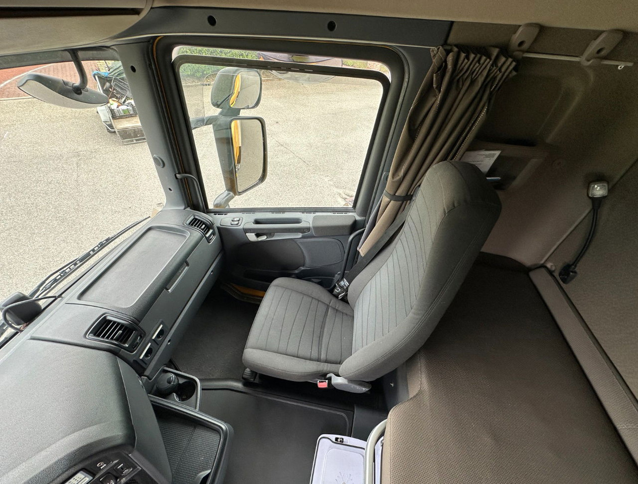 Camión frigorífico Scania R450 Retarder TRS Cooling Heiwo Isolated Boxes Tail Lift NL-Combi: foto 22
