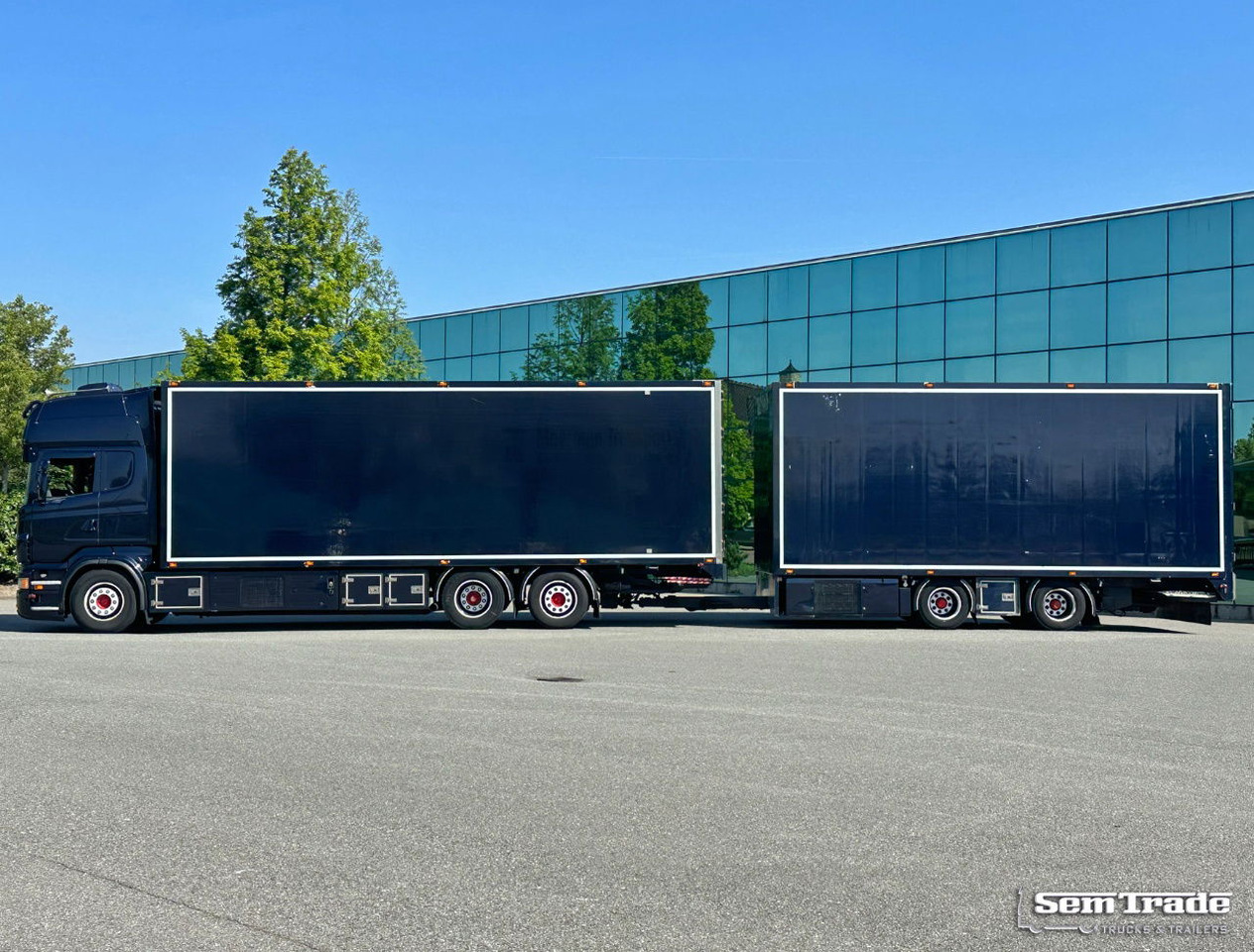 Scania R500 V8 King Handbak Retarder Klep Thermo King 50 CC Combi - Camión frigorífico: foto 2 Scania R500 V8 King Handbak Retarder Klep Thermo King 50 CC Combi - Camión frigorífico: foto 2