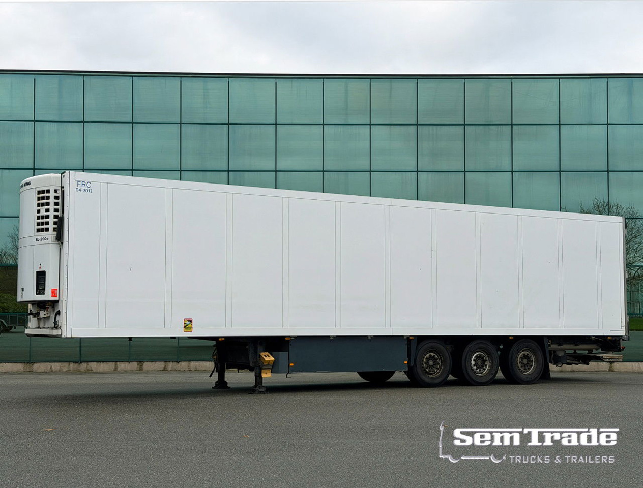 Schmitz Cargobull SKO24 Thermo King SL200e 265 CM High Flower Wide Disc Brakes Lift Axle NL Trailer - Semirremolque frigorífico: foto 1 Schmitz Cargobull SKO24 Thermo King SL200e 265 CM High Flower Wide Disc Brakes Lift Axle NL Trailer - Semirremolque frigorífico: foto 1