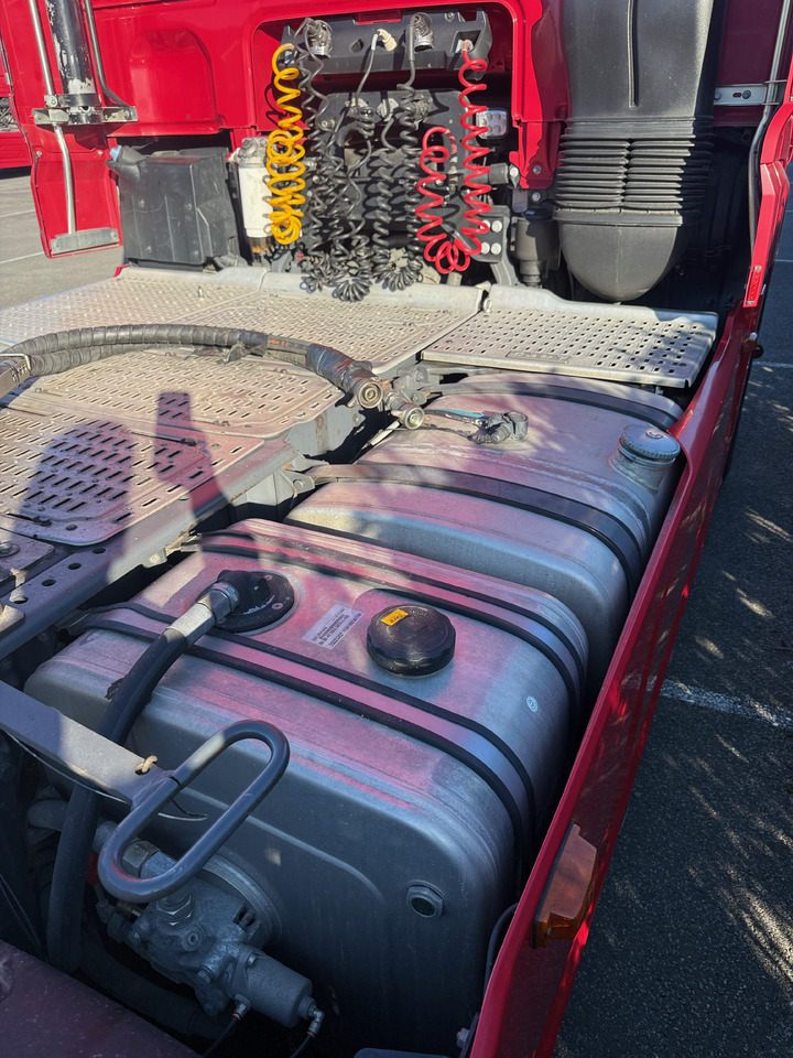 DAF 480 SSC RETARDER / PARK COOL/ 2 TANKS - Cabeza tractora: foto 5 DAF 480 SSC RETARDER / PARK COOL/ 2 TANKS - Cabeza tractora: foto 5