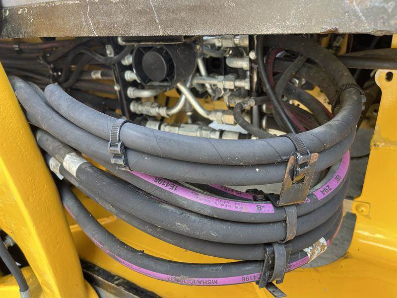 Retroexcavadora Cat 428 F: foto 13