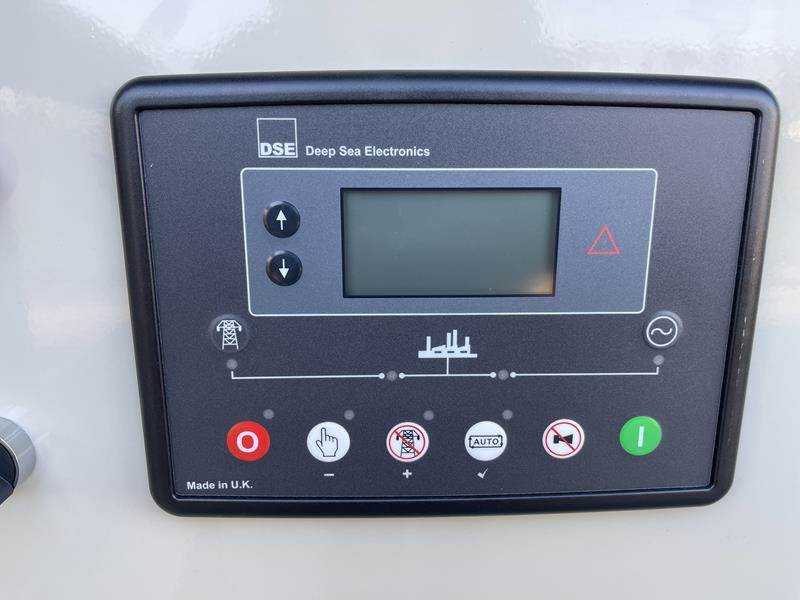 Generador industriale Cummins 220 kVA: foto 11