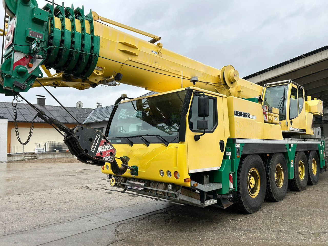 LIEBHERR LTM 1070-4.2 - Autogrúa: foto 1 LIEBHERR LTM 1070-4.2 - Autogrúa: foto 1