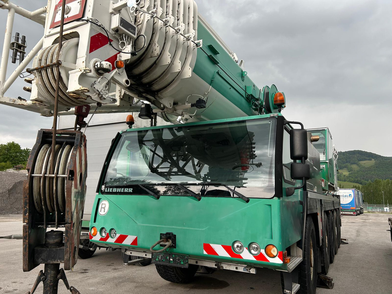 LIEBHERR LTM 1100-5.2 - Autogrúa: foto 4 LIEBHERR LTM 1100-5.2 - Autogrúa: foto 4