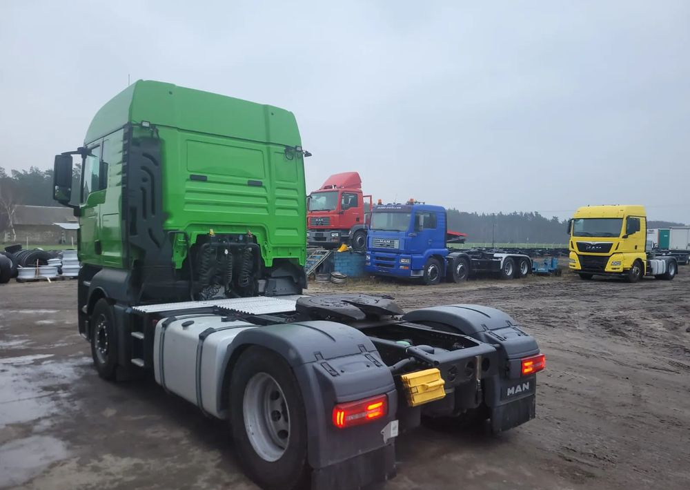 MAN TGX 18-460 EURO 6 - Cabeza tractora: foto 3 MAN TGX 18-460 EURO 6 - Cabeza tractora: foto 3