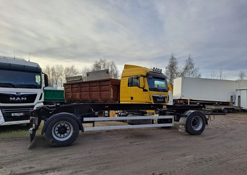 Huffermann Przyczepa na wózku HAR 1870 do hakowca - Remolque multilift/ Portacontenedores de cadenas: foto 4 Huffermann Przyczepa na wózku HAR 1870 do hakowca - Remolque multilift/ Portacontenedores de cadenas: foto 4