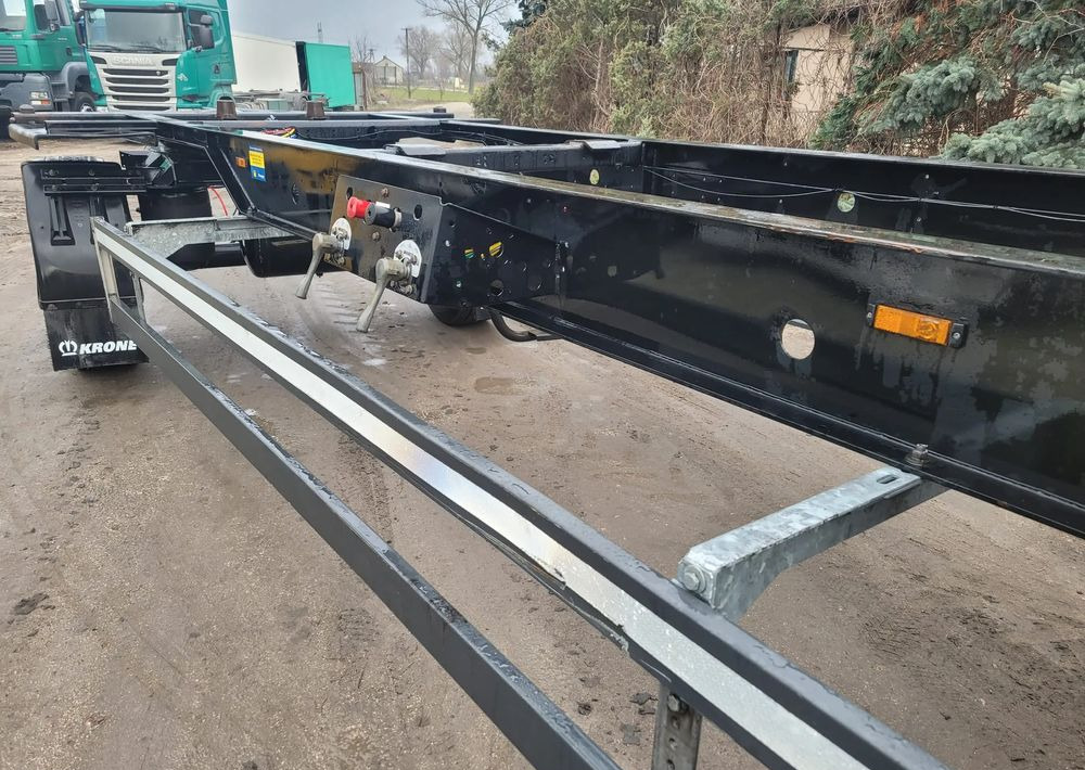 Krone Przyczepa BDF - Remolque portacontenedore/ Intercambiable: foto 3 Krone Przyczepa BDF - Remolque portacontenedore/ Intercambiable: foto 3