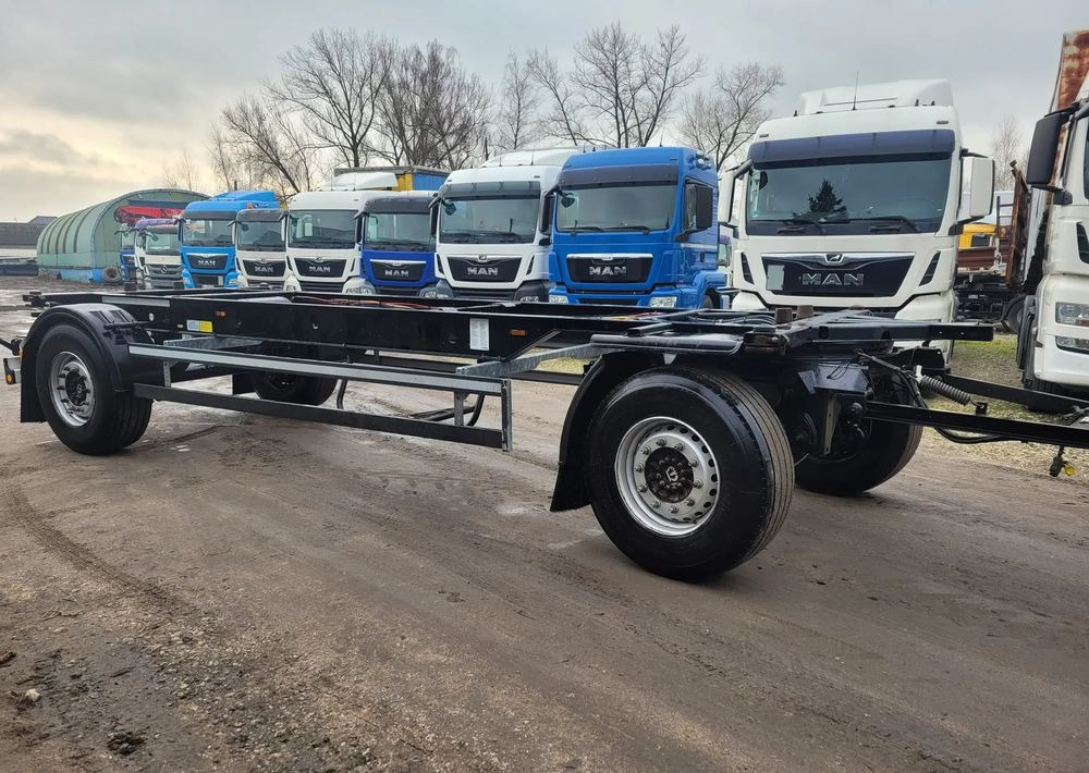 Krone Przyczepa BDF - Remolque portacontenedore/ Intercambiable: foto 1 Krone Przyczepa BDF - Remolque portacontenedore/ Intercambiable: foto 1