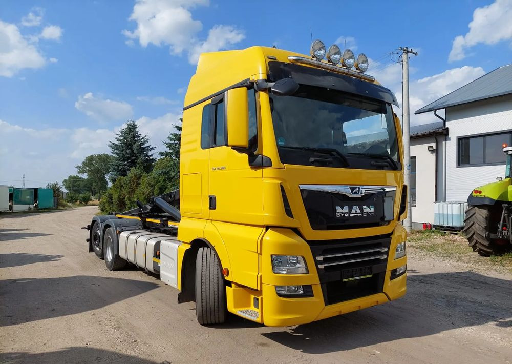 MAN TGX 26-500 Hakowiec oś skrętna - Camión multibasculante: foto 4 MAN TGX 26-500 Hakowiec oś skrętna - Camión multibasculante: foto 4