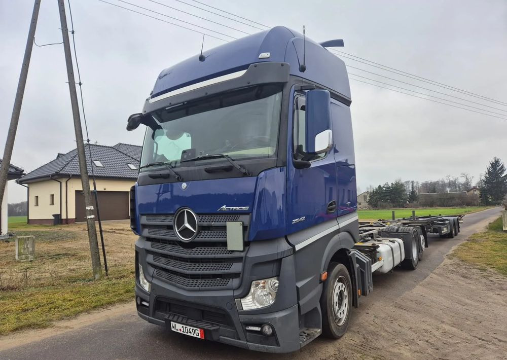 Mercedes-Benz Actros 2542 JUMBO Zestaw Euro 6 - Camión chasis: foto 1 Mercedes-Benz Actros 2542 JUMBO Zestaw Euro 6 - Camión chasis: foto 1