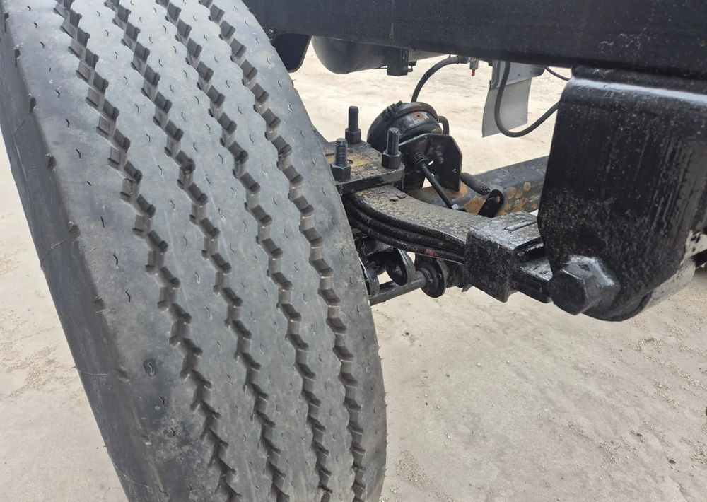 Schmitz Cargobull Przyczepa Krone na resorze - Remolque chasis: foto 5 Schmitz Cargobull Przyczepa Krone na resorze - Remolque chasis: foto 5