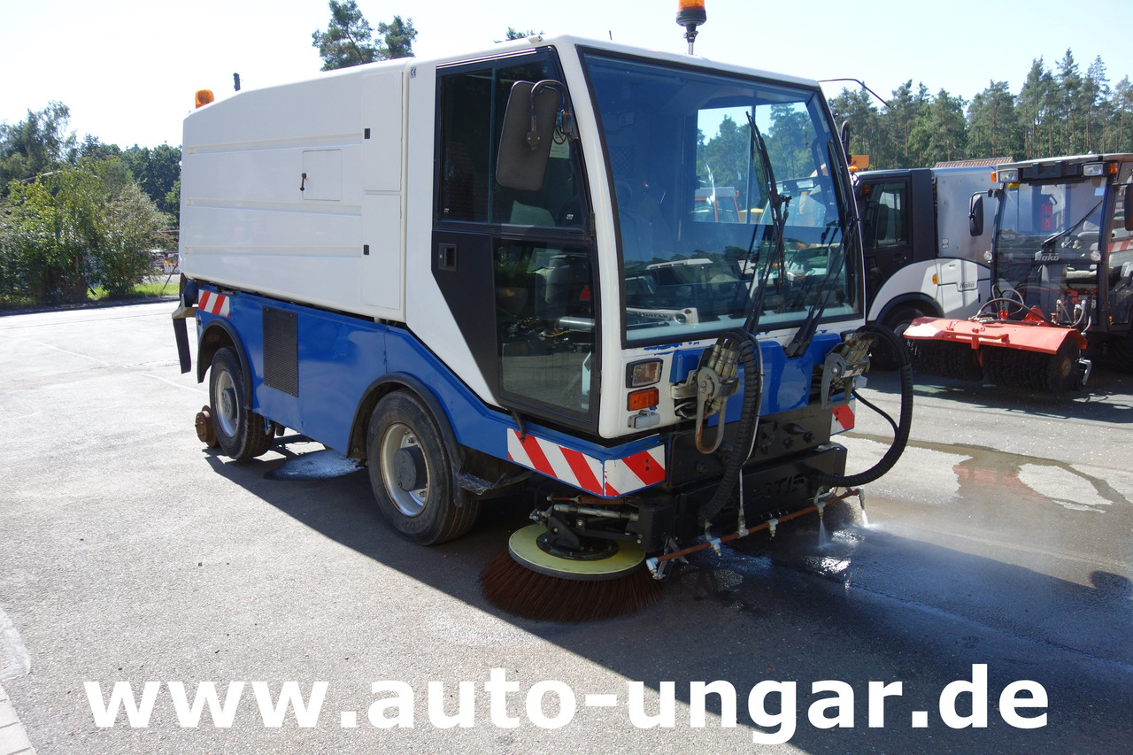 BUCHER CityCat CC5000 Schienenreiniger Kehrmaschine RailRoad Zweiweg - Barredora vial: foto 1 BUCHER CityCat CC5000 Schienenreiniger Kehrmaschine RailRoad Zweiweg - Barredora vial: foto 1