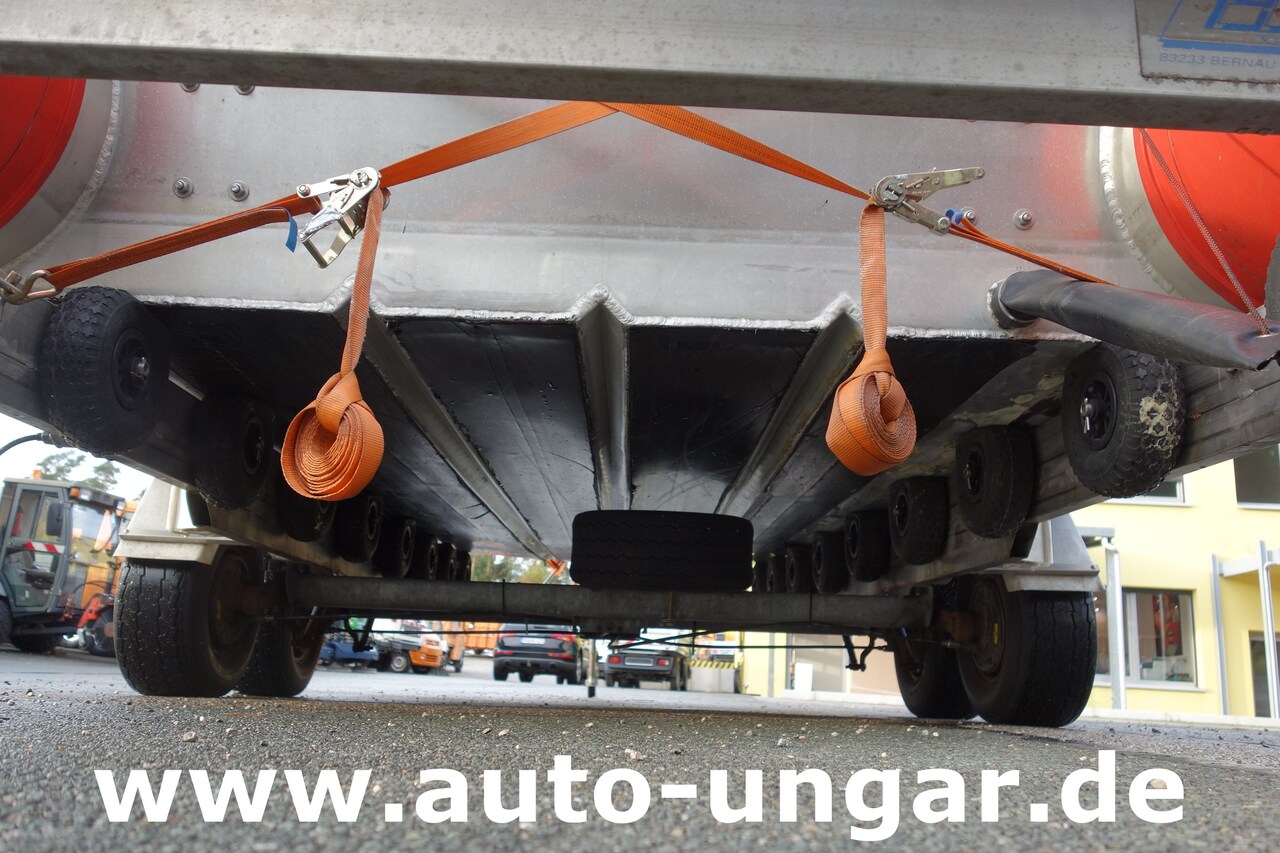 Camión de bomberos Ficht FLG 640 Luftschrauben Gleitboot Airboat Boot Luftschrauben Gleitboot Propeller Airboat Sumpfboot Eisrettung Feuerwehr Wasserwacht: foto 8