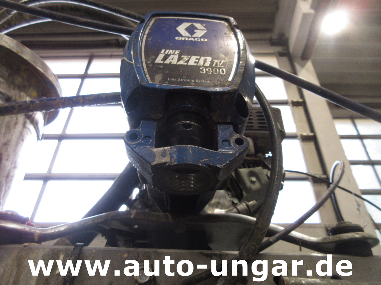 Graco LineLazer IV 3900 Airless Pumpe defekt Straßenmarkierung Roadmarking Traceuse - Construcción de carreteras: foto 3 Graco LineLazer IV 3900 Airless Pumpe defekt Straßenmarkierung Roadmarking Traceuse - Construcción de carreteras: foto 3