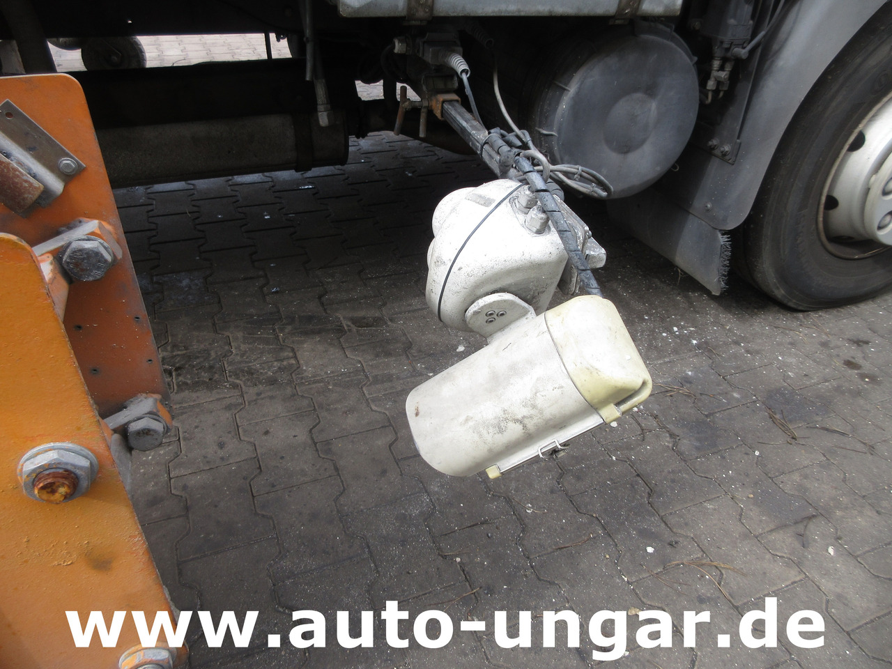 Hofmann H75 - 1000 Thermoplastic Roadmarking Machine Truck Mounted Hot Paint - Construcción de carreteras: foto 5 Hofmann H75 - 1000 Thermoplastic Roadmarking Machine Truck Mounted Hot Paint - Construcción de carreteras: foto 5