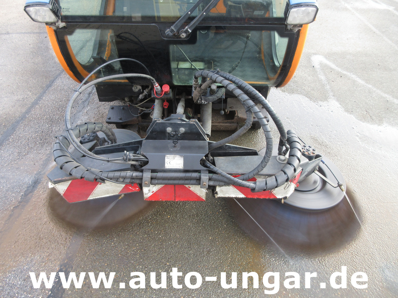 Nilfisk CR3500 Geräteträger Kommunalfahrzeug 4x4 Kehrmaschine Schmidt Flexigo - Barredora vial: foto 3 Nilfisk CR3500 Geräteträger Kommunalfahrzeug 4x4 Kehrmaschine Schmidt Flexigo - Barredora vial: foto 3