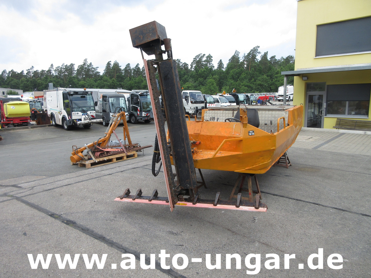 Gödde Mähboot O 420 T-Mähbalken + Seitenmäher Aquatic Weed Harvester - Vehículo municipal: foto 1 Gödde Mähboot O 420 T-Mähbalken + Seitenmäher Aquatic Weed Harvester - Vehículo municipal: foto 1