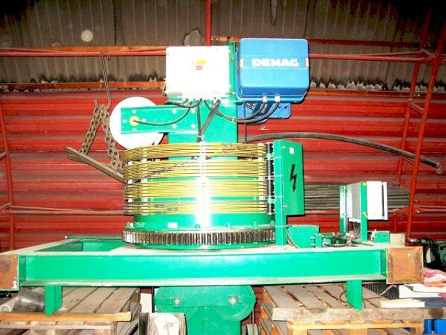 Demag +(CZ) Iteco (el. 2t/4.2m teleskop 25m - Grúa: foto 3 Demag +(CZ) Iteco (el. 2t/4.2m teleskop 25m - Grúa: foto 3