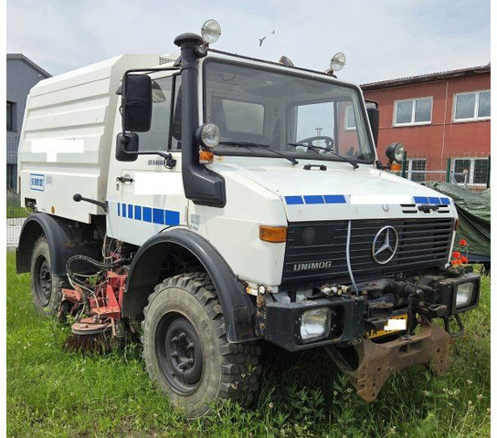 Mercedes-Benz Unimog 1400 +Schmidt SK320 - Maquinaria de construcción: foto 1 Mercedes-Benz Unimog 1400 +Schmidt SK320 - Maquinaria de construcción: foto 1