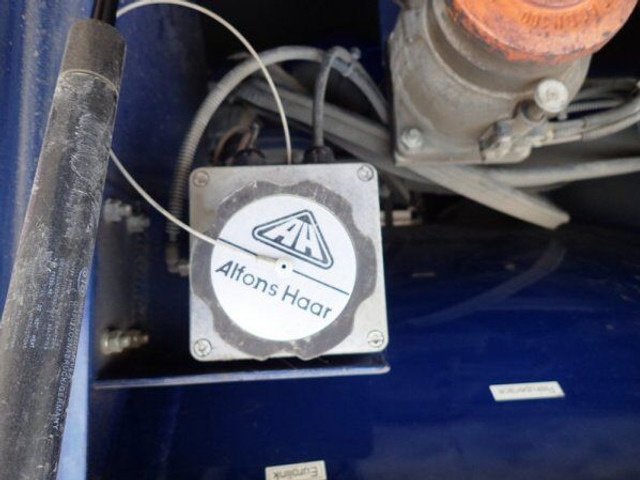 Camión cisterna para transporte de combustible Renault 19.5t +8m3 (5+3) Kobit: foto 11