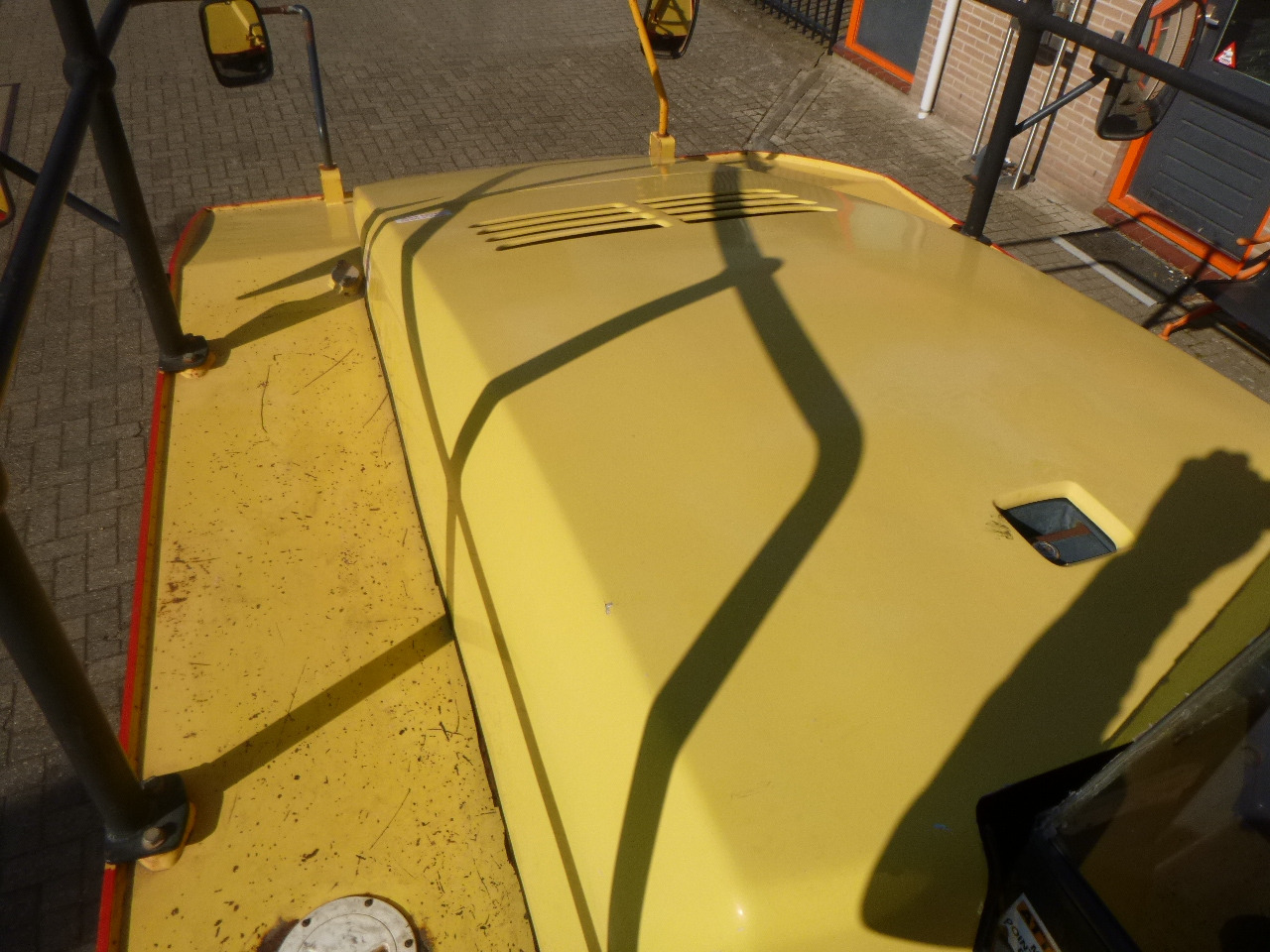 Rodillo de neumáticos DYNAPAC CP215(HITACHI): foto 12