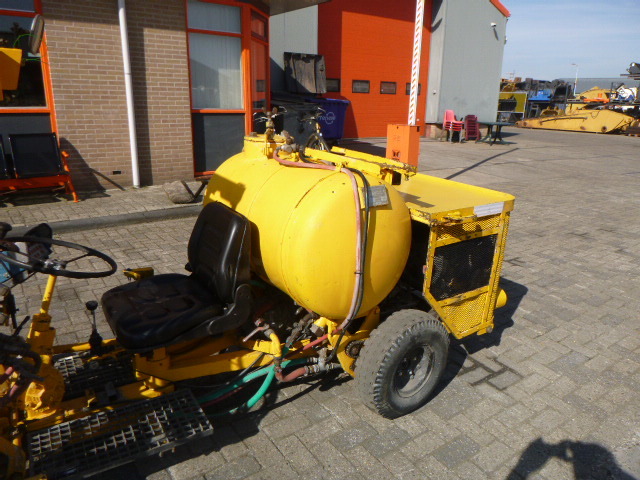 Construcción de carreteras HOFMANN H25 Cold Paint road marker: foto 7 Construcción de carreteras HOFMANN H25 Cold Paint road marker: foto 7