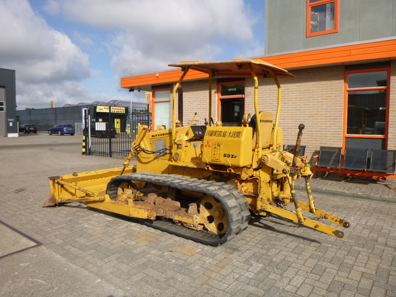 MITSUBISHI BD2F - Bulldozer: foto 2 MITSUBISHI BD2F - Bulldozer: foto 2