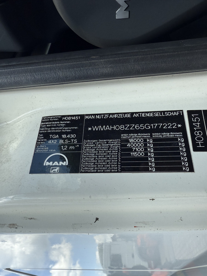 MAN TGA 18.430 Kran Palfinger 16502 bis 26.5 Meter - Cabeza tractora: foto 5 MAN TGA 18.430 Kran Palfinger 16502 bis 26.5 Meter - Cabeza tractora: foto 5