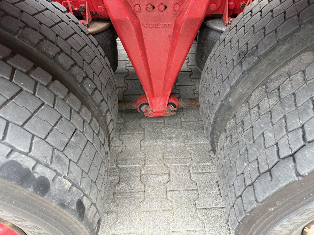 Volvo FM12 420 8X4 Kran Palfinger PK90002 31 Meter - Cabeza tractora: foto 4 Volvo FM12 420 8X4 Kran Palfinger PK90002 31 Meter - Cabeza tractora: foto 4