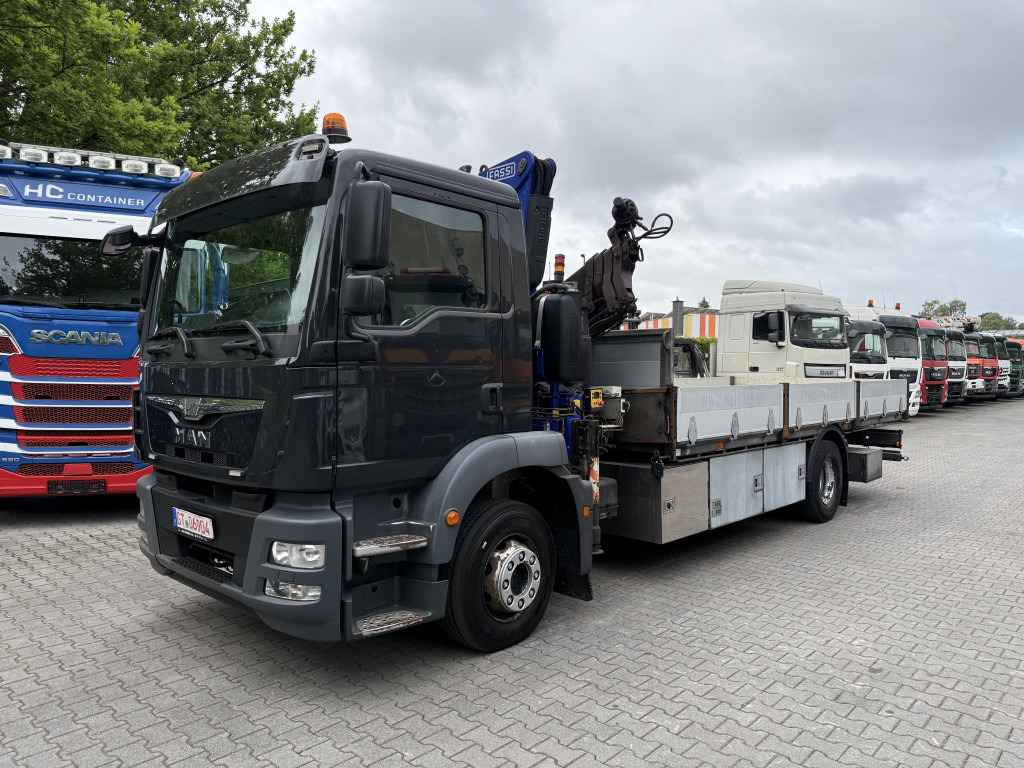 MAN TGM 15.250 Kran Fassi F150 - Camión caja abierta, Camión grúa: foto 1 MAN TGM 15.250 Kran Fassi F150 - Camión caja abierta, Camión grúa: foto 1