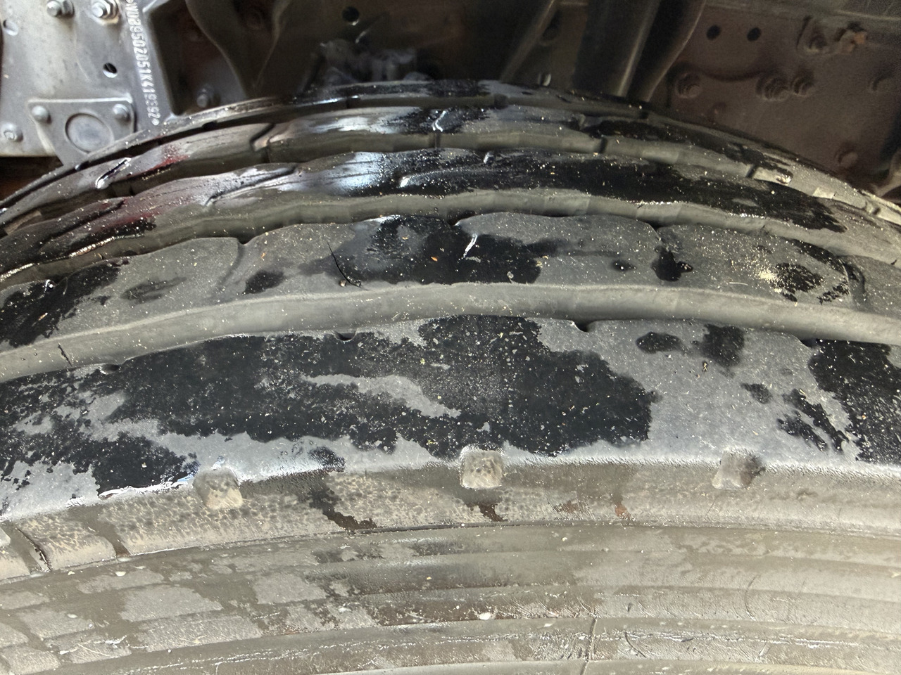 Mercedes-Benz Actros 2535 6X2 HMF 2420 bis 25 Meter - Camión grúa, Camión caja abierta: foto 4 Mercedes-Benz Actros 2535 6X2 HMF 2420 bis 25 Meter - Camión grúa, Camión caja abierta: foto 4