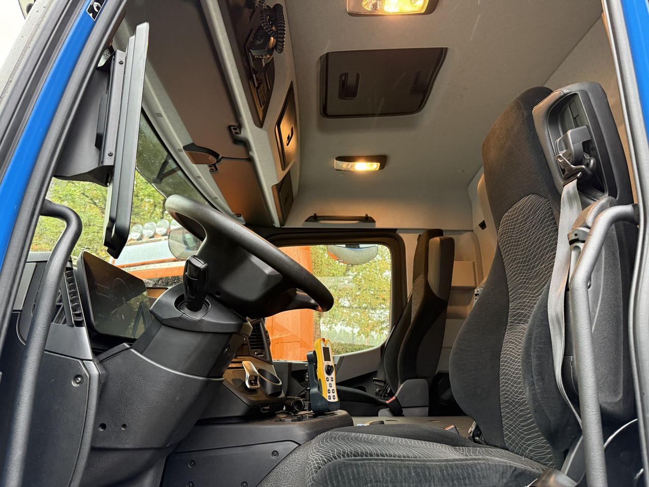 Mercedes-Benz Actros MP5 2546 6X2 Meiller RS21 - Camión multibasculante: foto 3 Mercedes-Benz Actros MP5 2546 6X2 Meiller RS21 - Camión multibasculante: foto 3