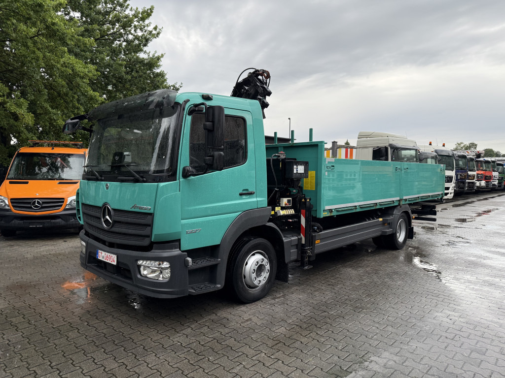 Mercedes-Benz Atego 1227 Kran MKG 96 - Camión caja abierta, Camión grúa: foto 1 Mercedes-Benz Atego 1227 Kran MKG 96 - Camión caja abierta, Camión grúa: foto 1