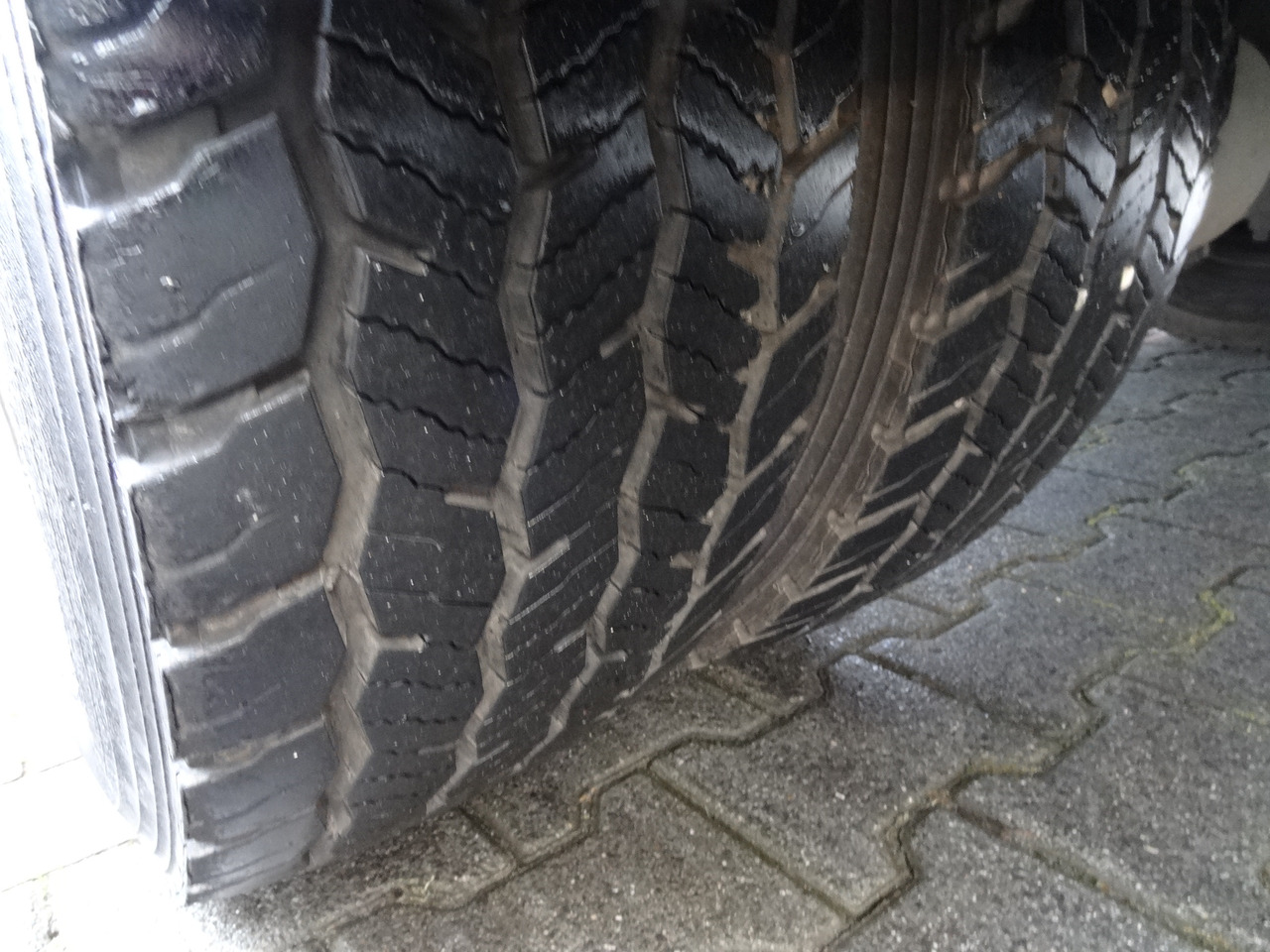 Mercedes-Benz Atego 818 Kran Palfinger 6501 - Camión caja abierta, Camión grúa: foto 2 Mercedes-Benz Atego 818 Kran Palfinger 6501 - Camión caja abierta, Camión grúa: foto 2